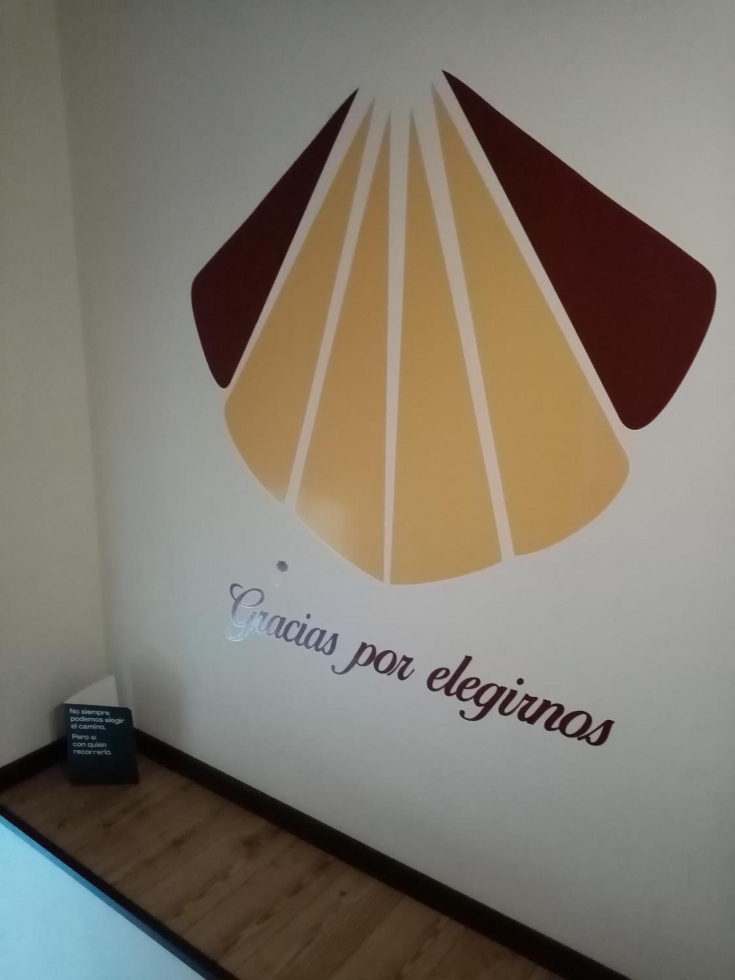 Albergue Oasis Саррія Екстер'єр фото