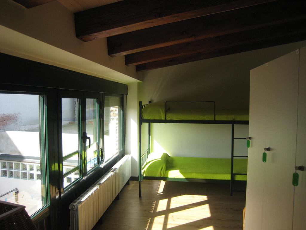 Albergue Oasis Саррія Екстер'єр фото